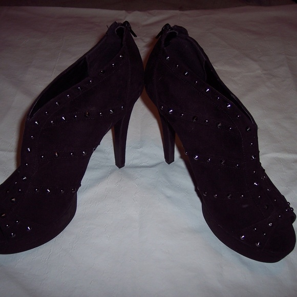 Guess Black Studded Suede Leather Ankle Boots 11M - Picture 3 of 7